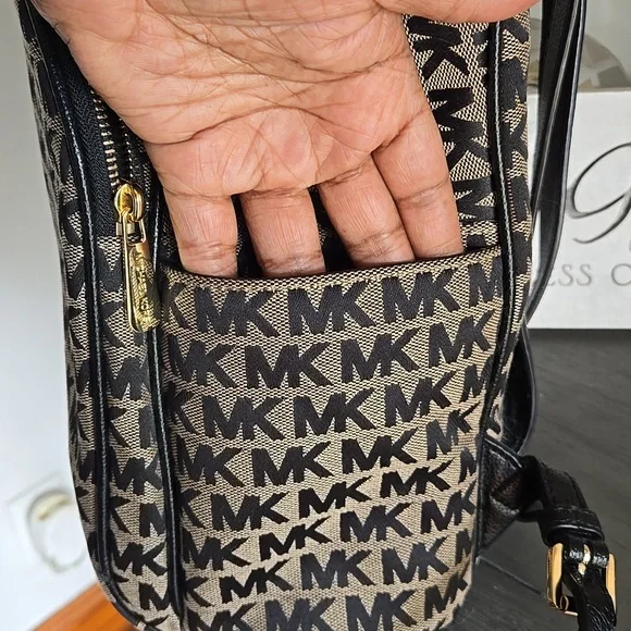 Michael Kors Jacquard Backpack Black/Tan - Picture 14 of 17